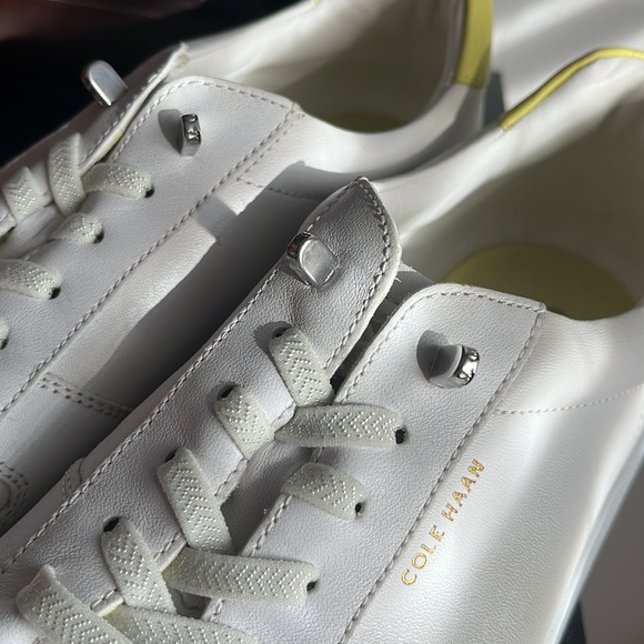 Cole Haan Grand Series Sneaker - 10.5 - Picture 4 of 4